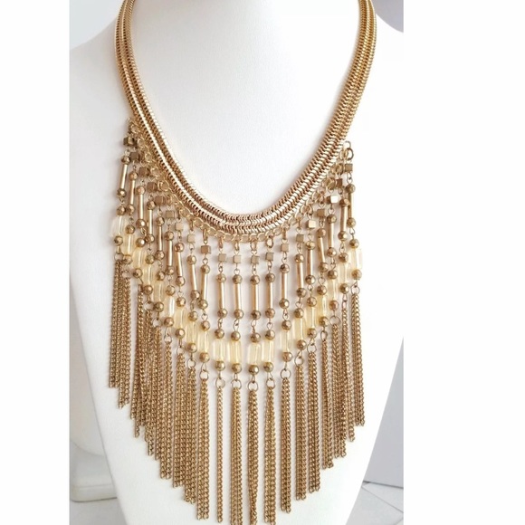 NEW LISTING - Picture 2 of 13